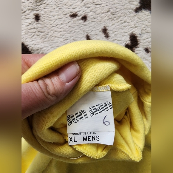 MEN'S 70'S TURTLENECK - BANANA YELLOW - Picture 4 of 4